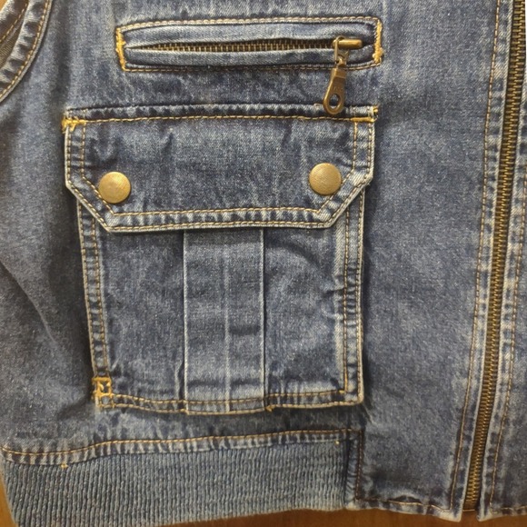 Liz Claiborne Denim‎ Vest Womens L Jean Blue Sleeveless Full Zip Pockets - Picture 3 of 5